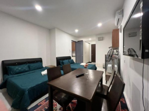 Daisy Suite Studio @ The Podium